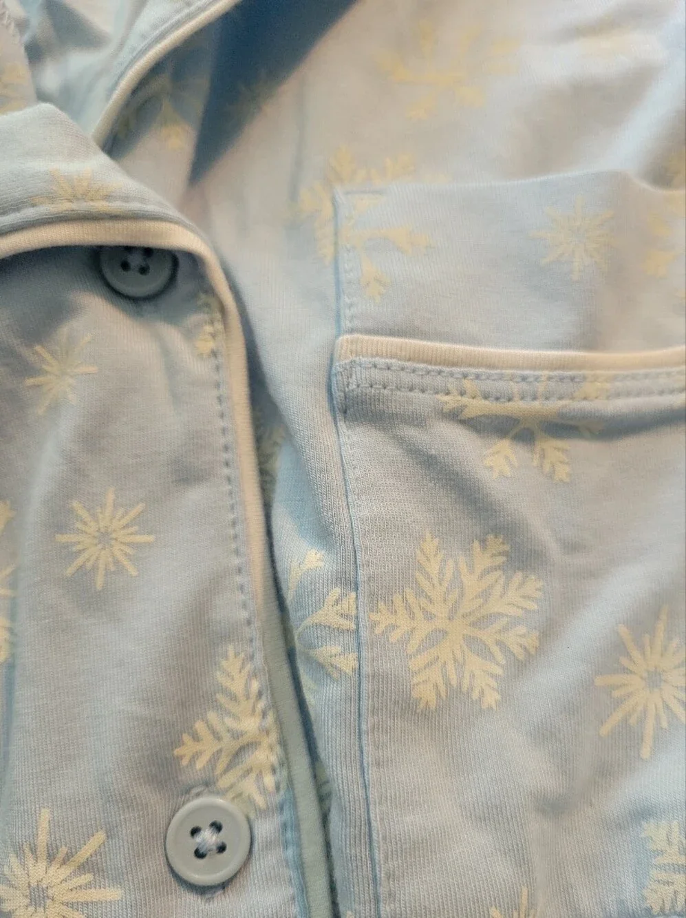 Tommy Johns Light Blue Snowflake Pajama Set Size Small